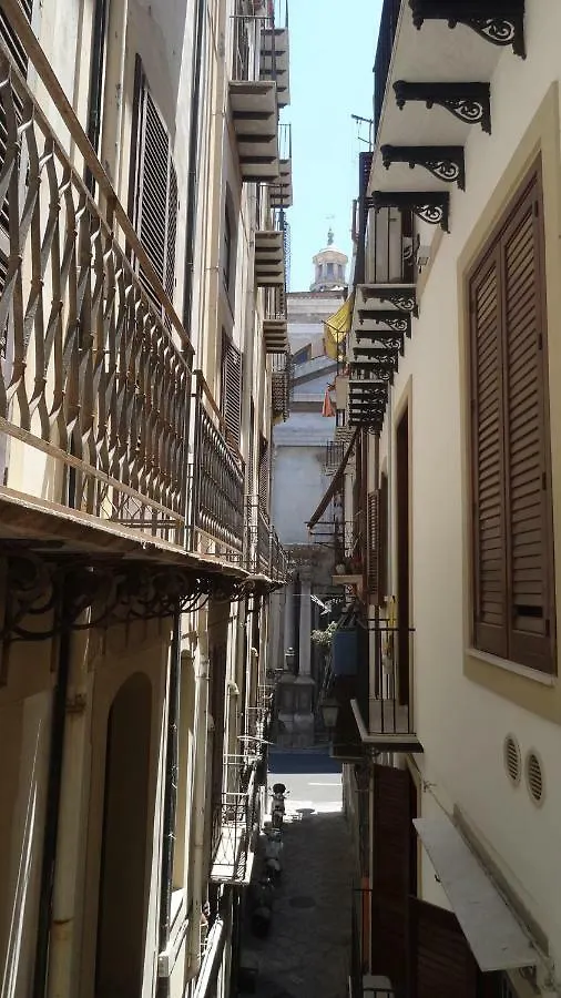 Quattro Canti Valu Palermo 0*,